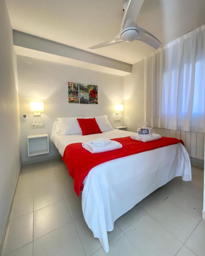 Apartaments Gibert Sant Antoni De Calonge Dış mekan fotoğraf