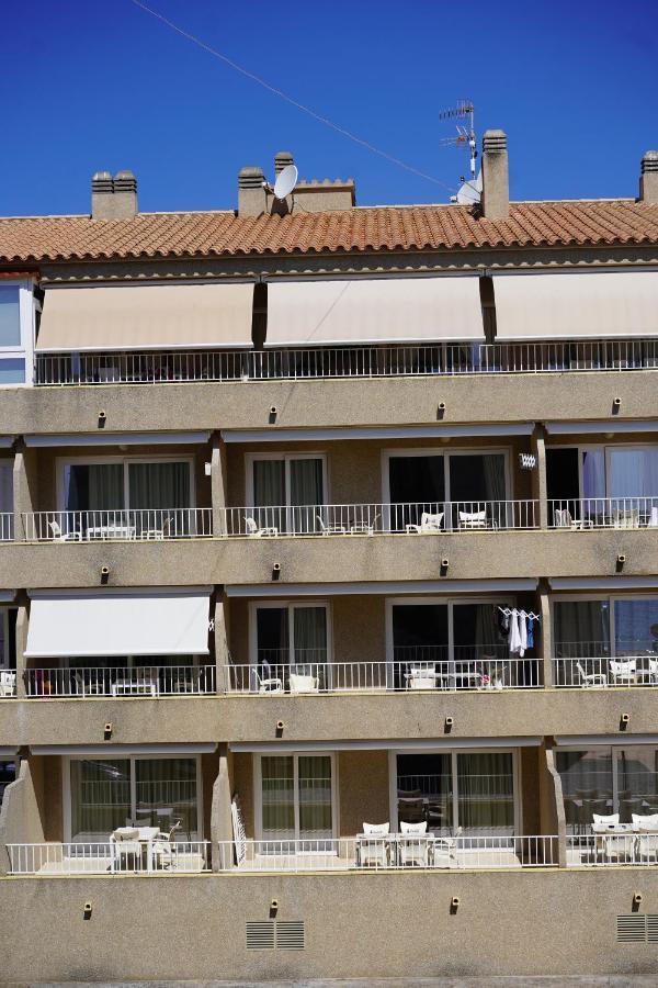 Apartaments Gibert Sant Antoni De Calonge Dış mekan fotoğraf